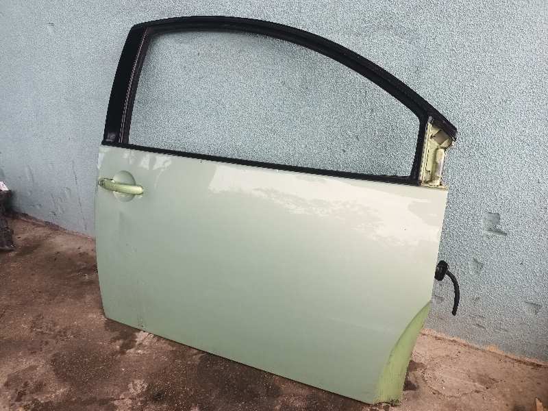 PUERTA DELANTERA DERECHA