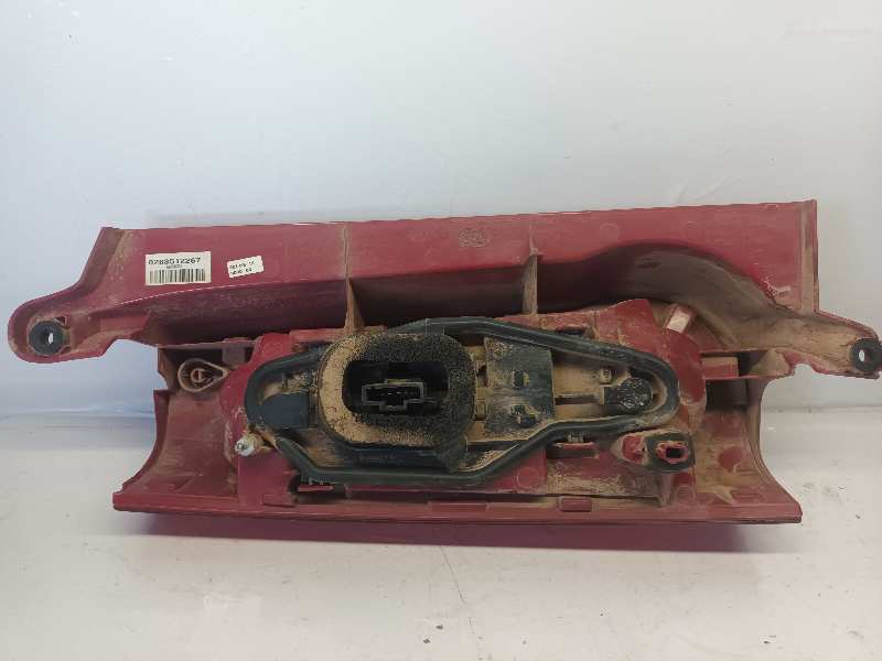 PILOTO TRASERO DERECHO