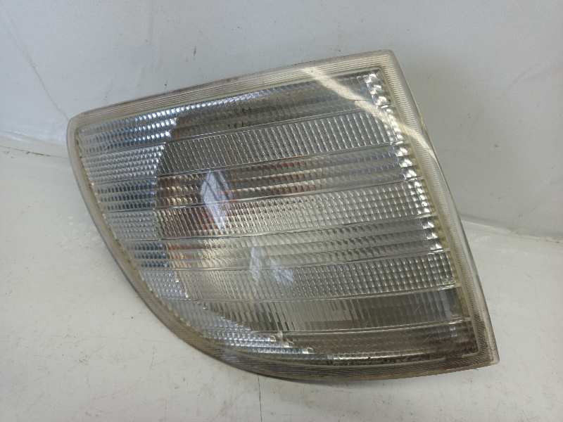 PILOTO LATERAL DERECHO MERCEDES VITO (W638) CAJA CERRADA