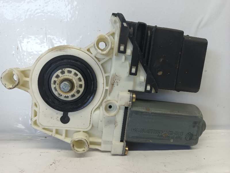 1C0959812A MOTOR ELEVALUNAS TRASERO DERECHO VOLKSWAGEN GOLF IV BERLINA (1J1)