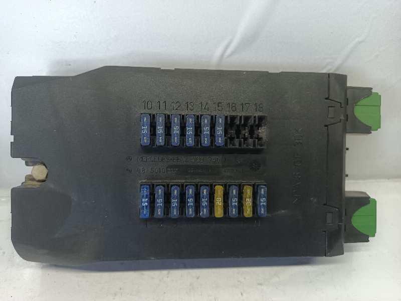 0005400650 CAJA RELES / FUSIBLES MERCEDES VITO (W638) CAJA CERRADA