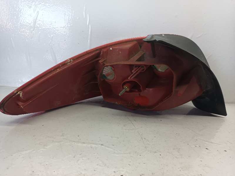 PILOTO TRASERO DERECHO