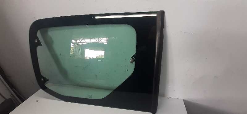 LUNA CUSTODIA TRASERA DERECHA