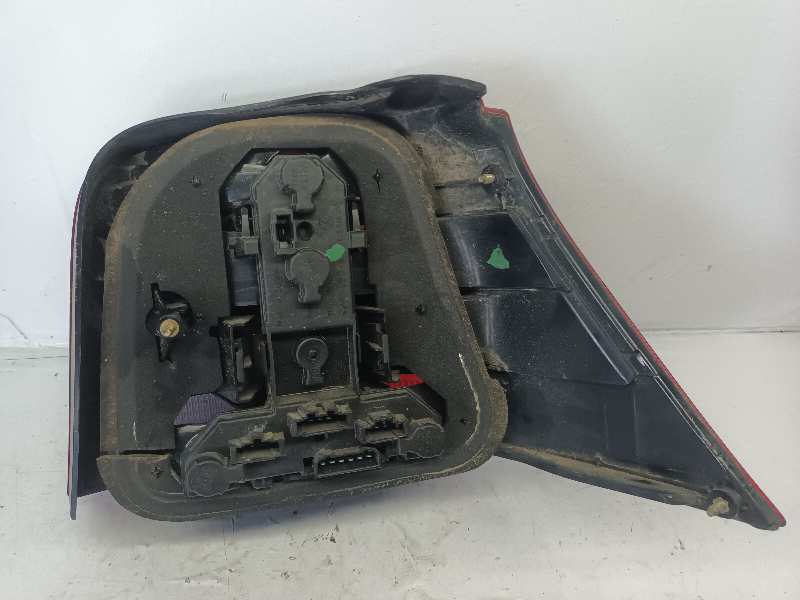 PILOTO TRASERO IZQUIERDO