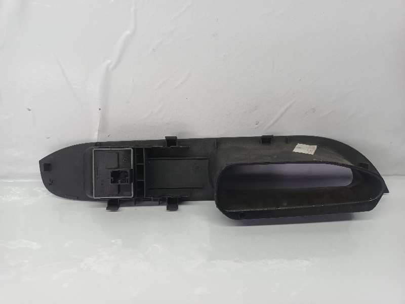 MANDO ELEVALUNAS DELANTERO IZQUIERDO 