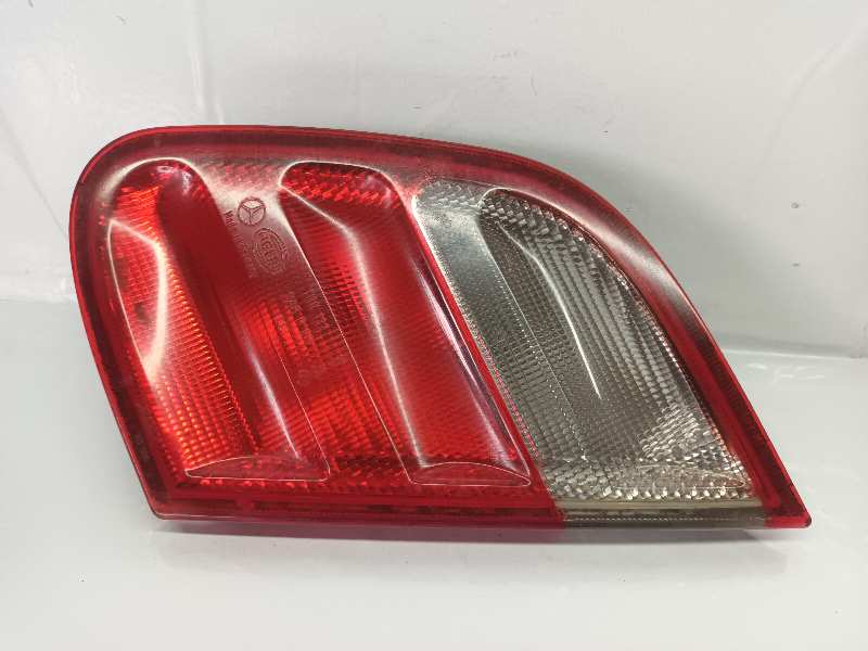 PILOTO TRASERO DERECHO