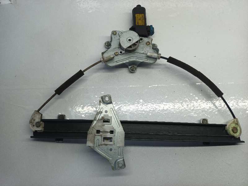 ELEVALUNAS TRASERO IZQUIERDO