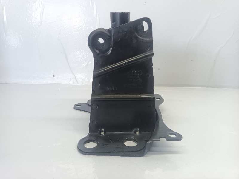 REFUERZO PARAGOLPES DELANTERO