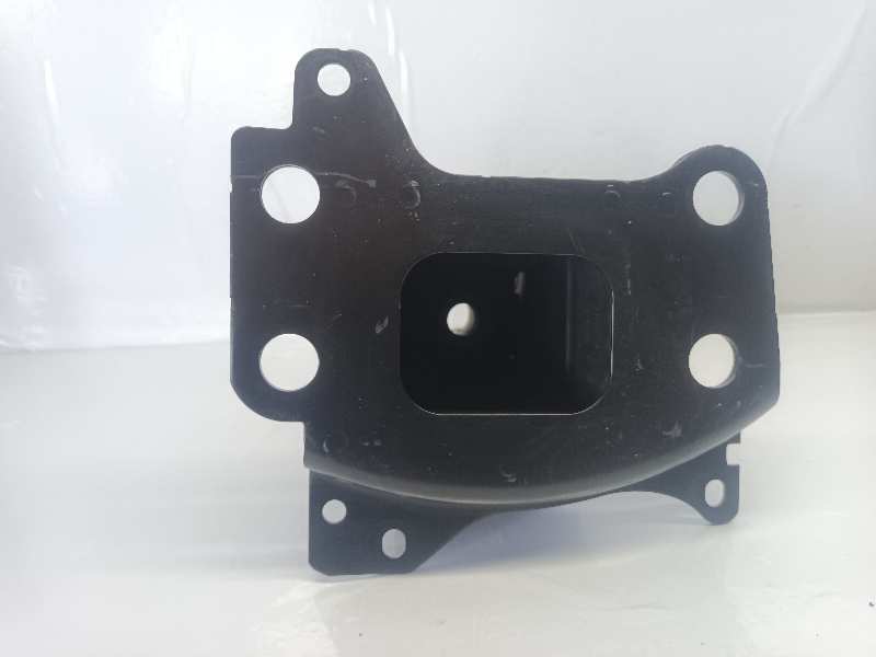 REFUERZO PARAGOLPES DELANTERO