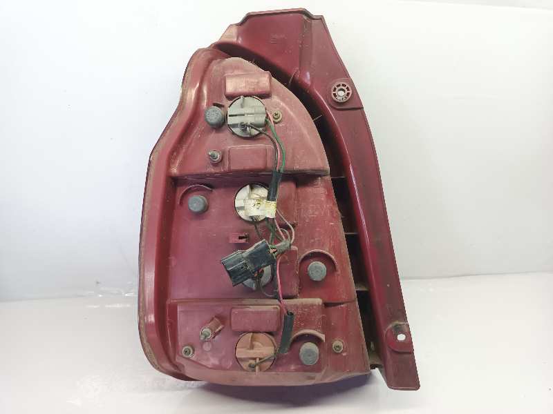 PILOTO TRASERO DERECHO