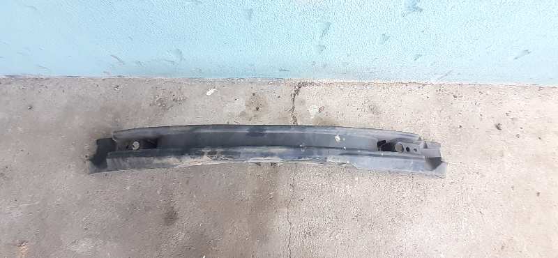 REFUERZO PARAGOLPES DELANTERO