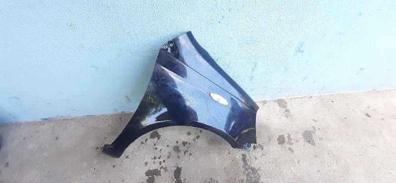 ALETA DELANTERA DERECHA