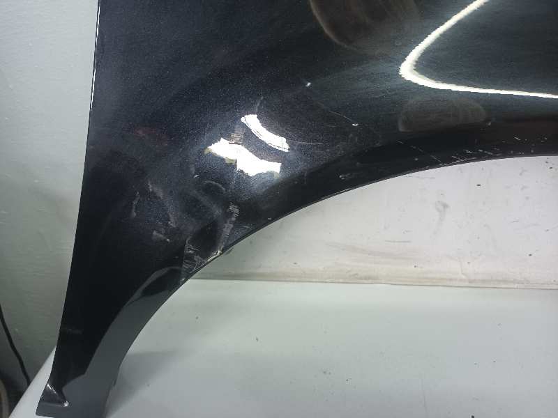 ALETA DELANTERA DERECHA