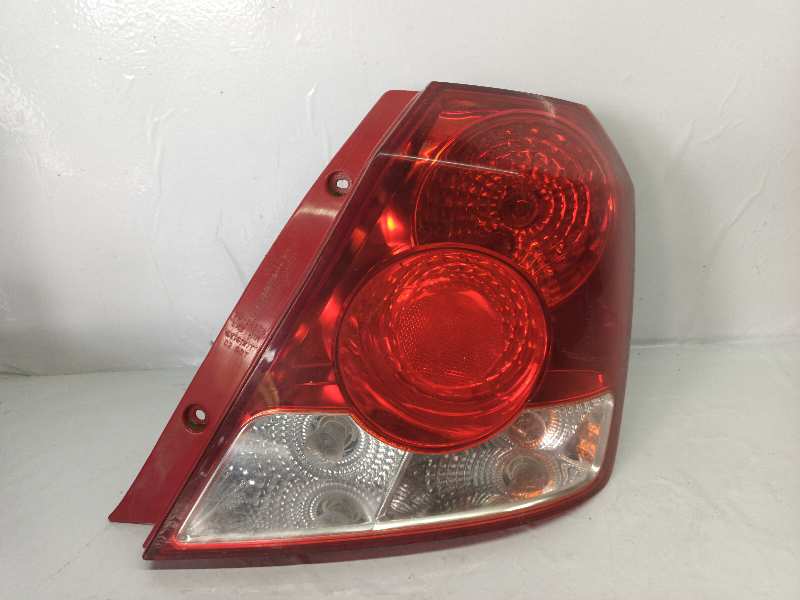 PILOTO TRASERO DERECHO CHEVROLET AVEO