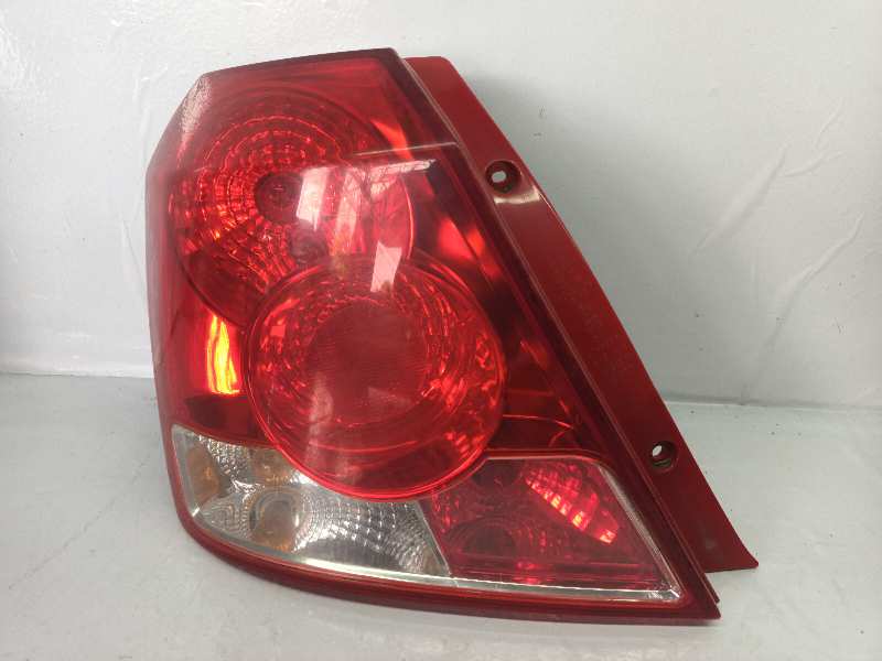 PILOTO TRASERO IZQUIERDO