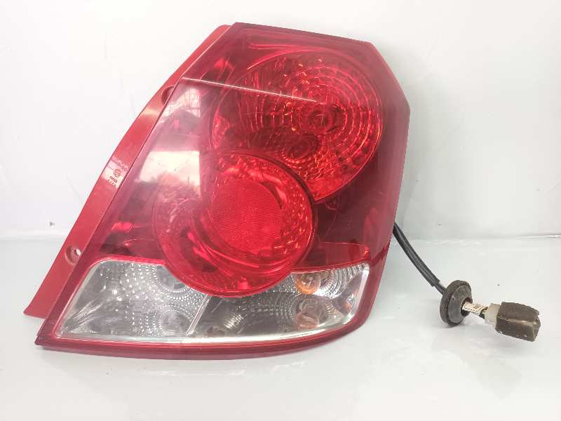 96540269 PILOTO TRASERO DERECHO CHEVROLET AVEO