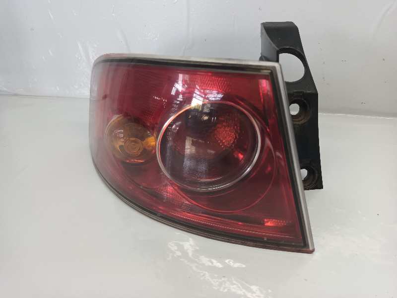 PILOTO TRASERO IZQUIERDO