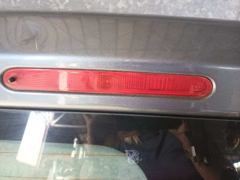 LUZ CENTRAL DE FRENO