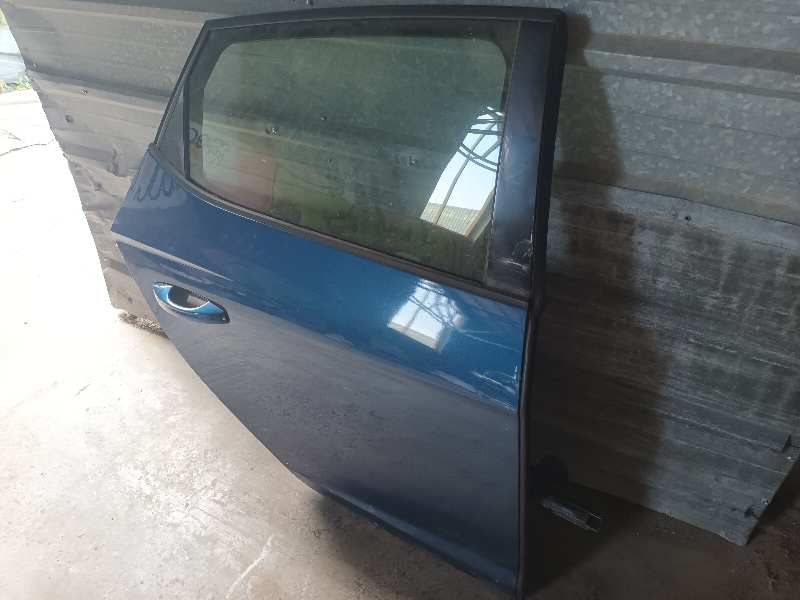 PUERTA TRASERA DERECHA