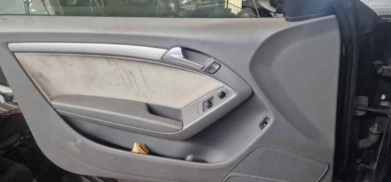 GUARNECIDO PUERTA DELANTERA IZQUIERDA