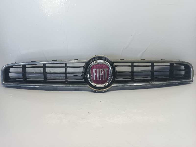 735414652 REJILLA DELANTERA FIAT BRAVO (198)