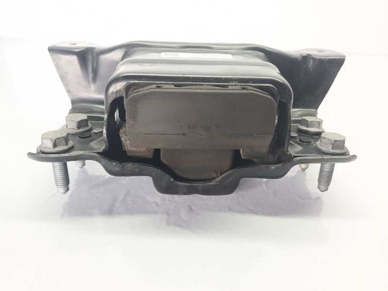 SOPORTE MOTOR IZQUIERDO