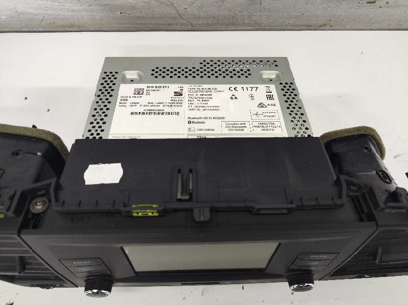 SISTEMA AUDIO / RADIO CD