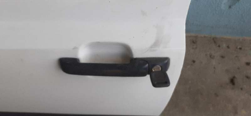 MANETA EXTERIOR DELANTERA IZQUIERDA