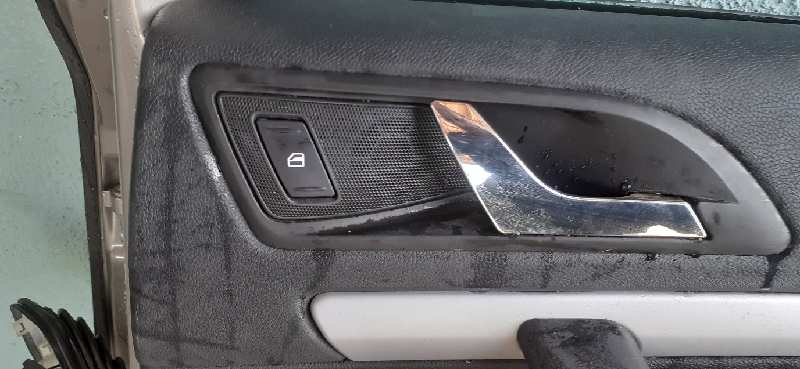 MANDO ELEVALUNAS TRASERO DERECHO