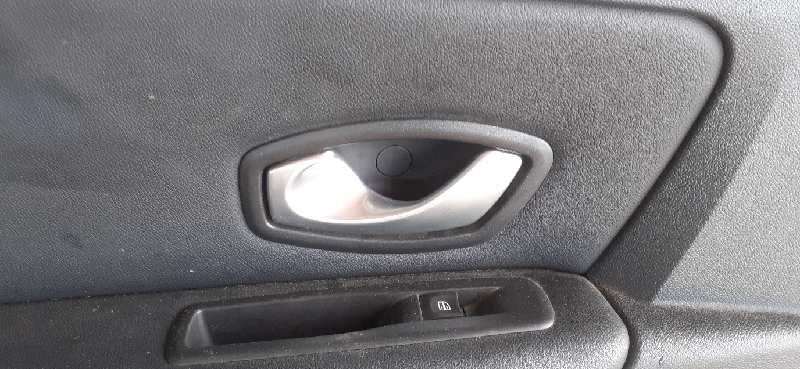 MANETA INTERIOR TRASERA IZQUIERDA