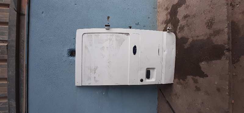 PUERTA TRASERA DERECHA FORD TRANSIT CAJA CERRADA, CORTA (FY) (2000 =>)