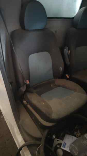 ASIENTO DELANTERO DERECHO FIAT DOBLO (119)