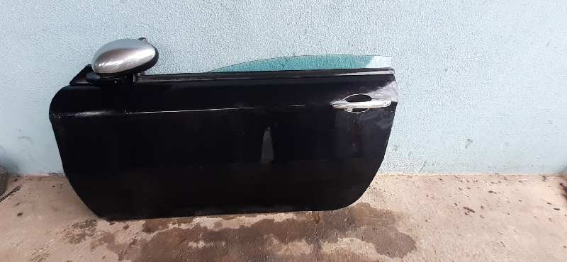 PUERTA DELANTERA IZQUIERDA