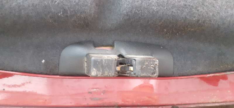 CERRADURA MALETERO / PORTON