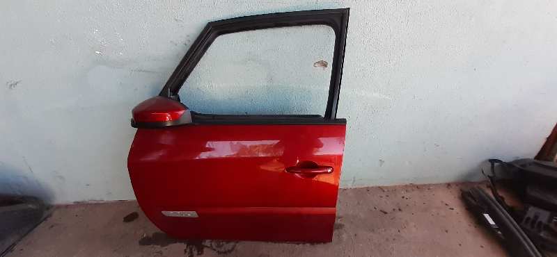 PUERTA DELANTERA IZQUIERDA