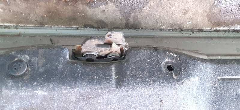 CERRADURA MALETERO / PORTON