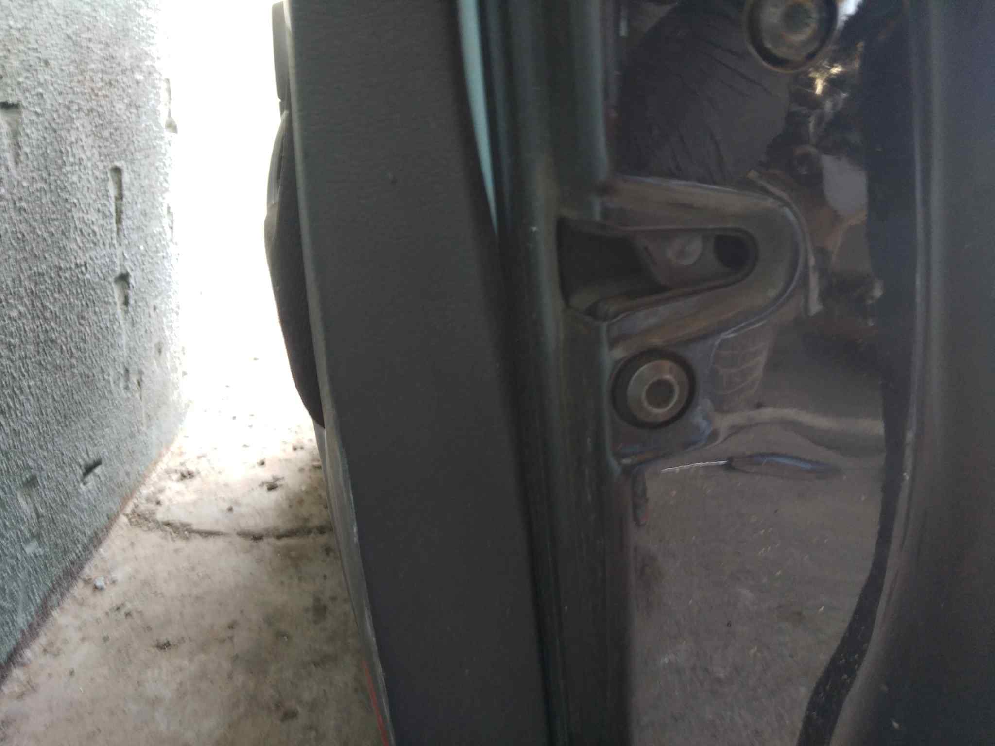 CERRADURA PUERTA DELANTERA DERECHA