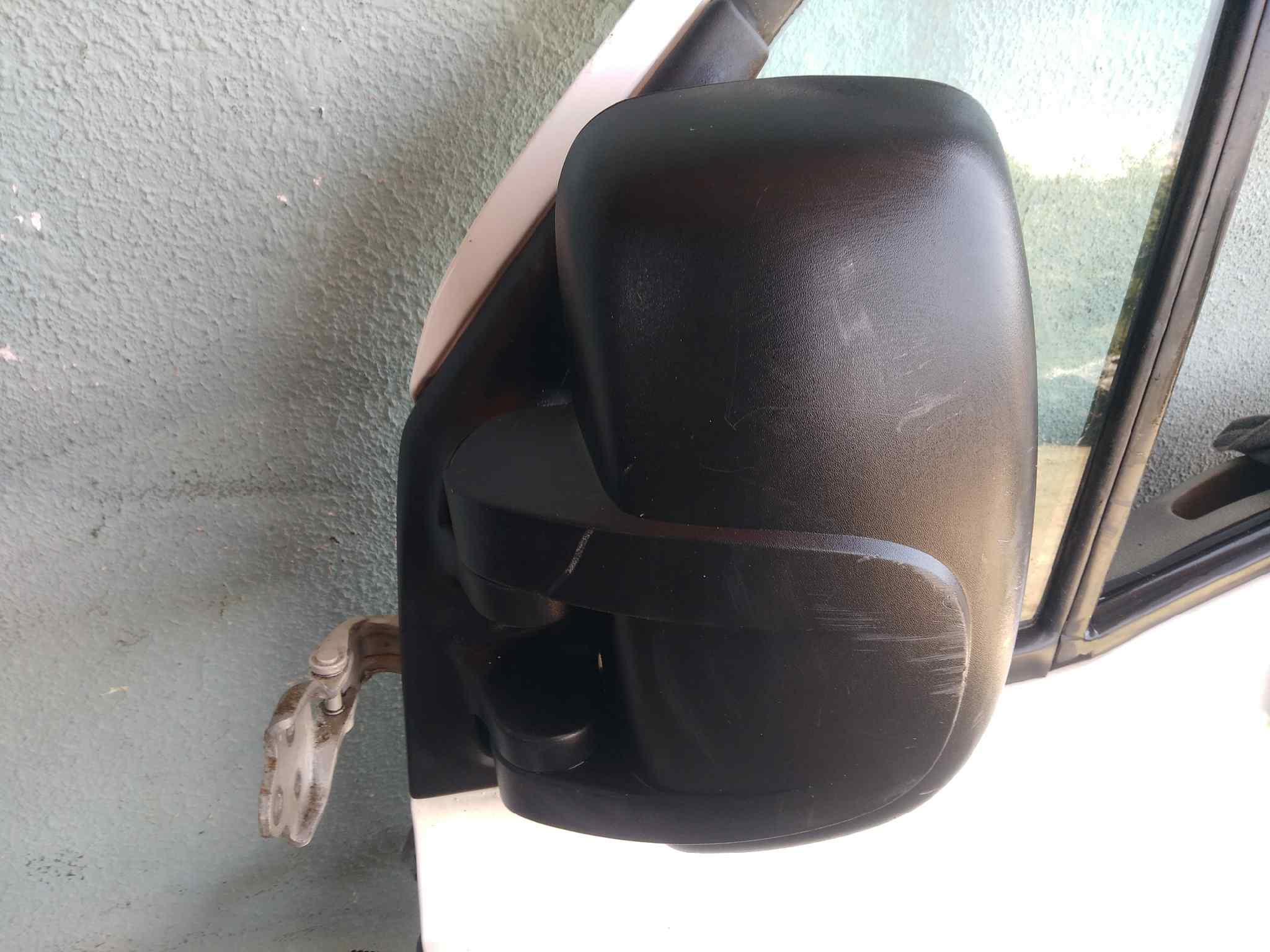 RETROVISOR IZQUIERDO