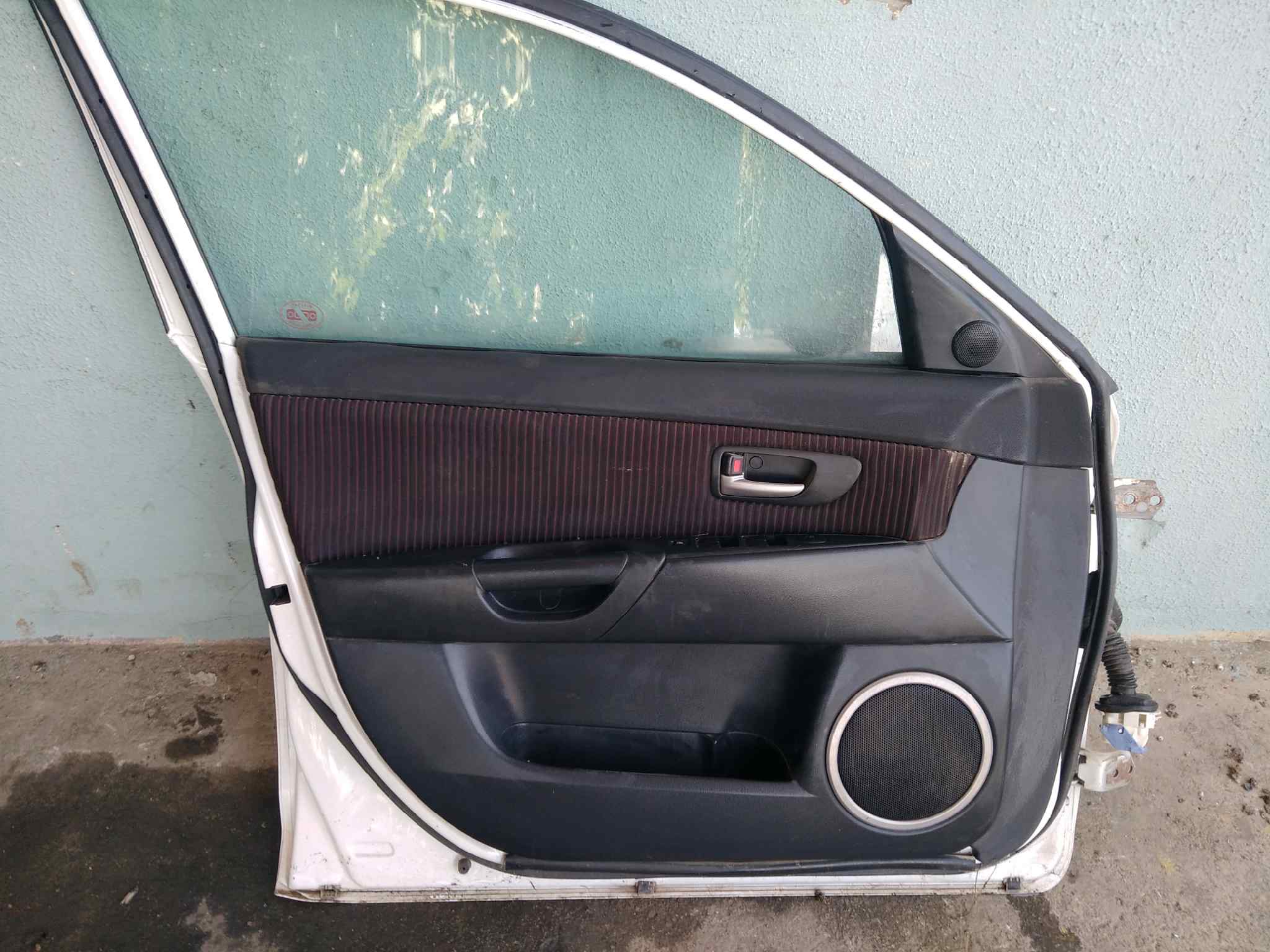GUARNECIDO PUERTA DELANTERA IZQUIERDA MAZDA 3 BERLINA (BK)
