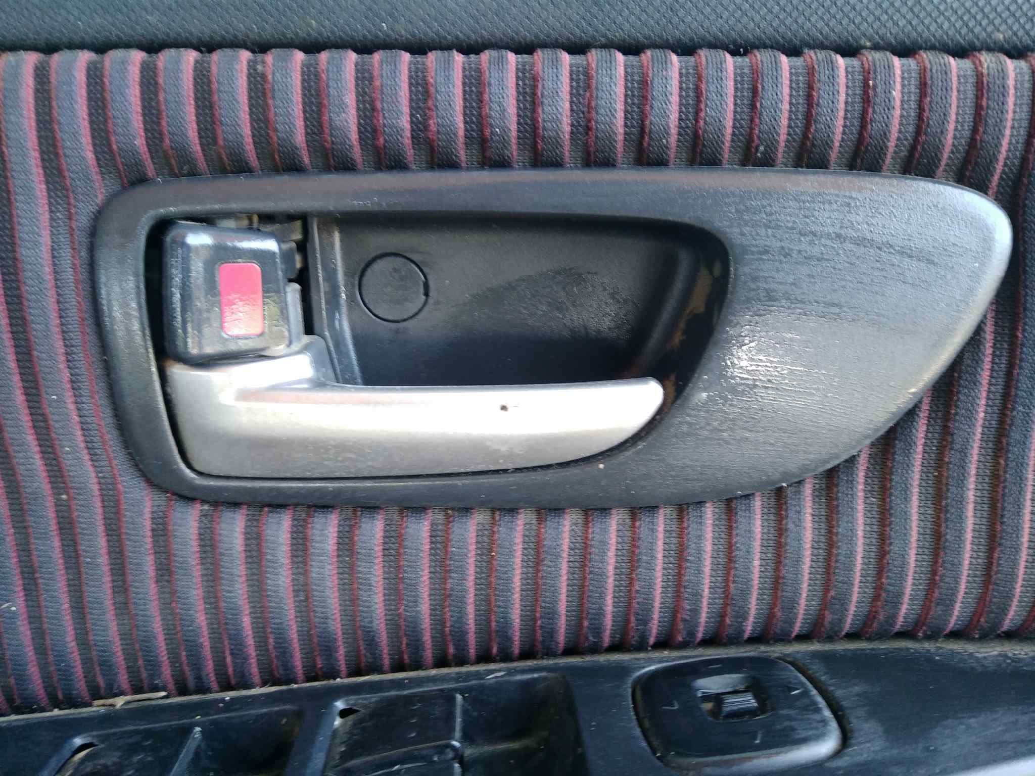 MANETA INTERIOR DELANTERA IZQUIERDA MAZDA 3 BERLINA (BK)