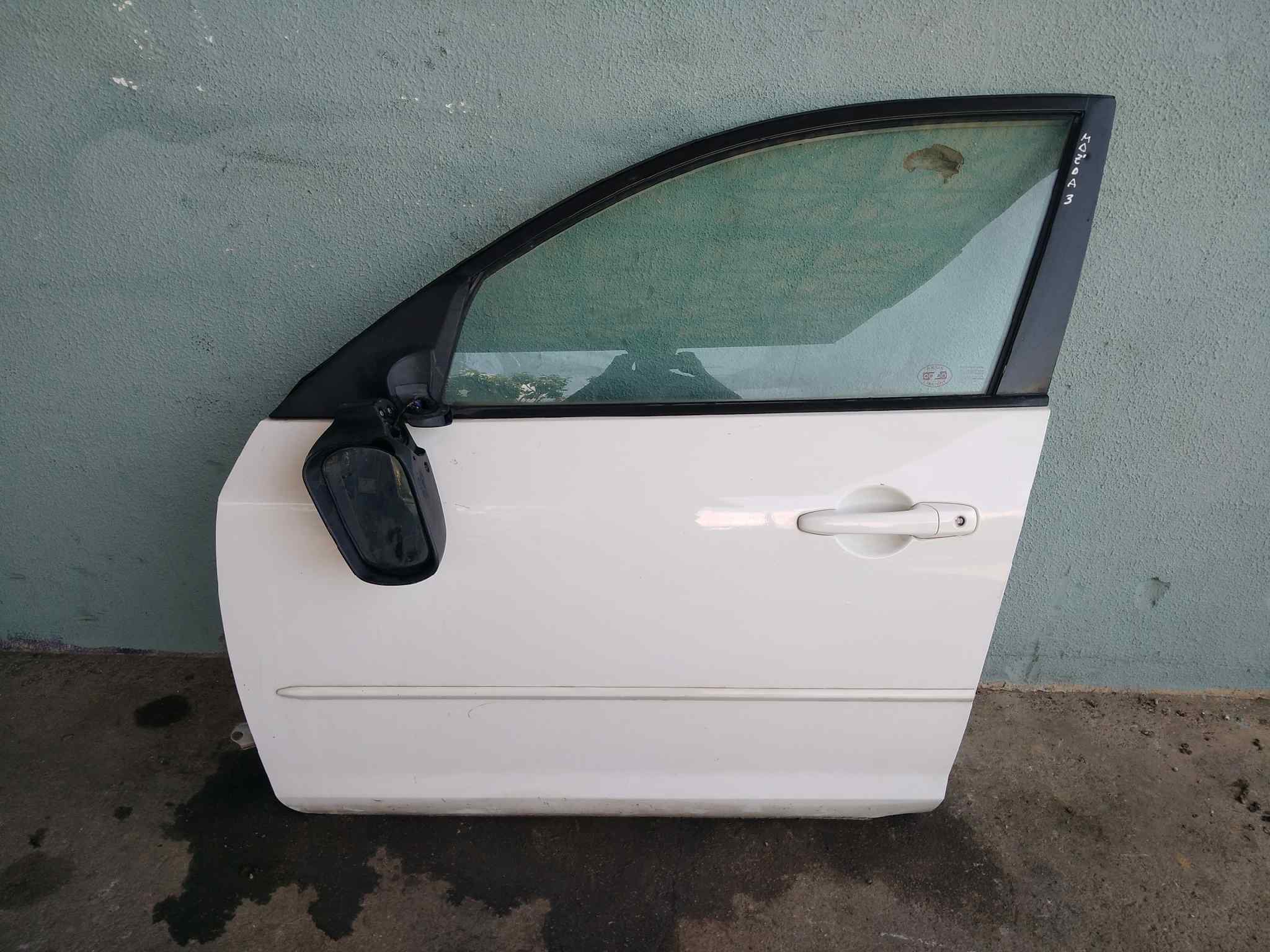 PUERTA DELANTERA IZQUIERDA