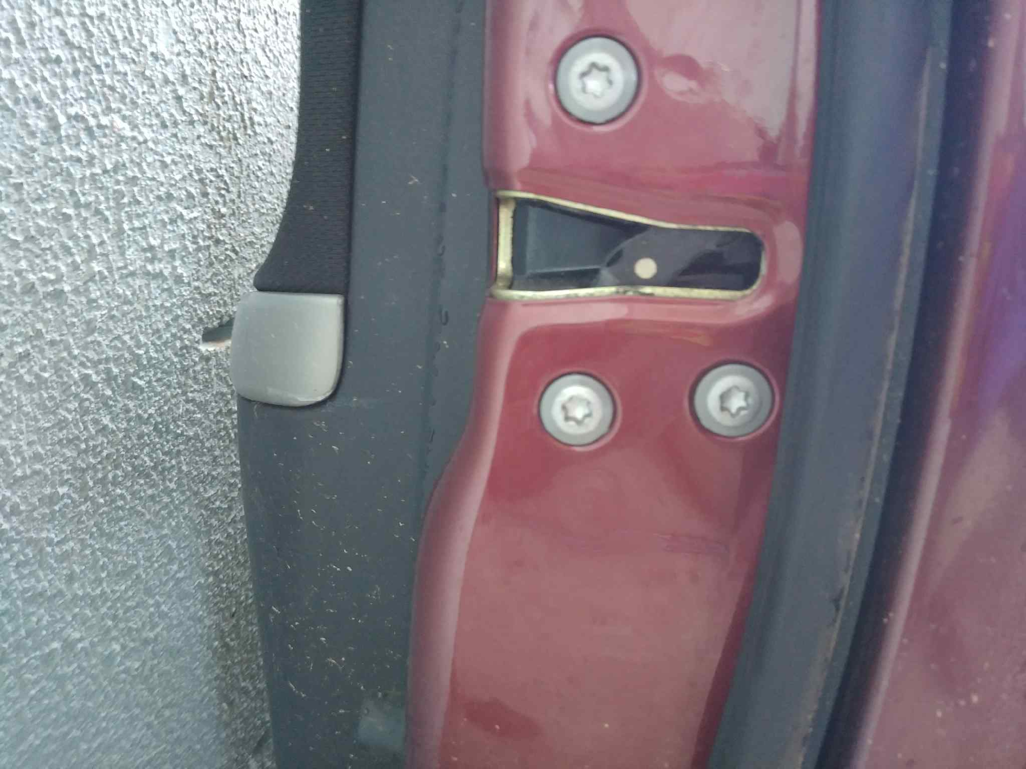 CERRADURA PUERTA DELANTERA DERECHA