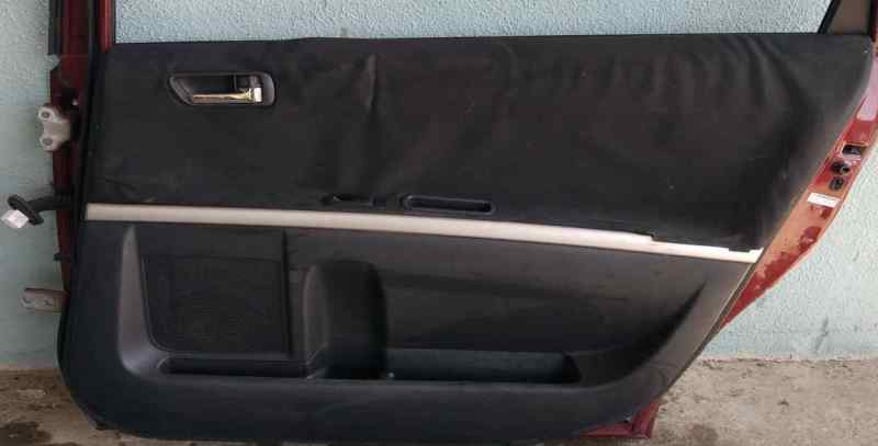 GUARNECIDO PUERTA TRASERA DERECHA