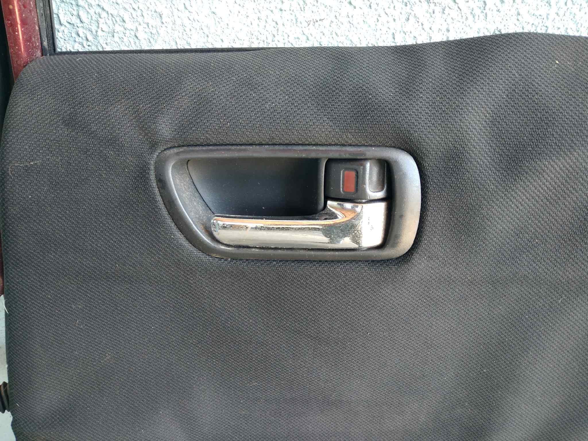 MANETA INTERIOR TRASERA DERECHA