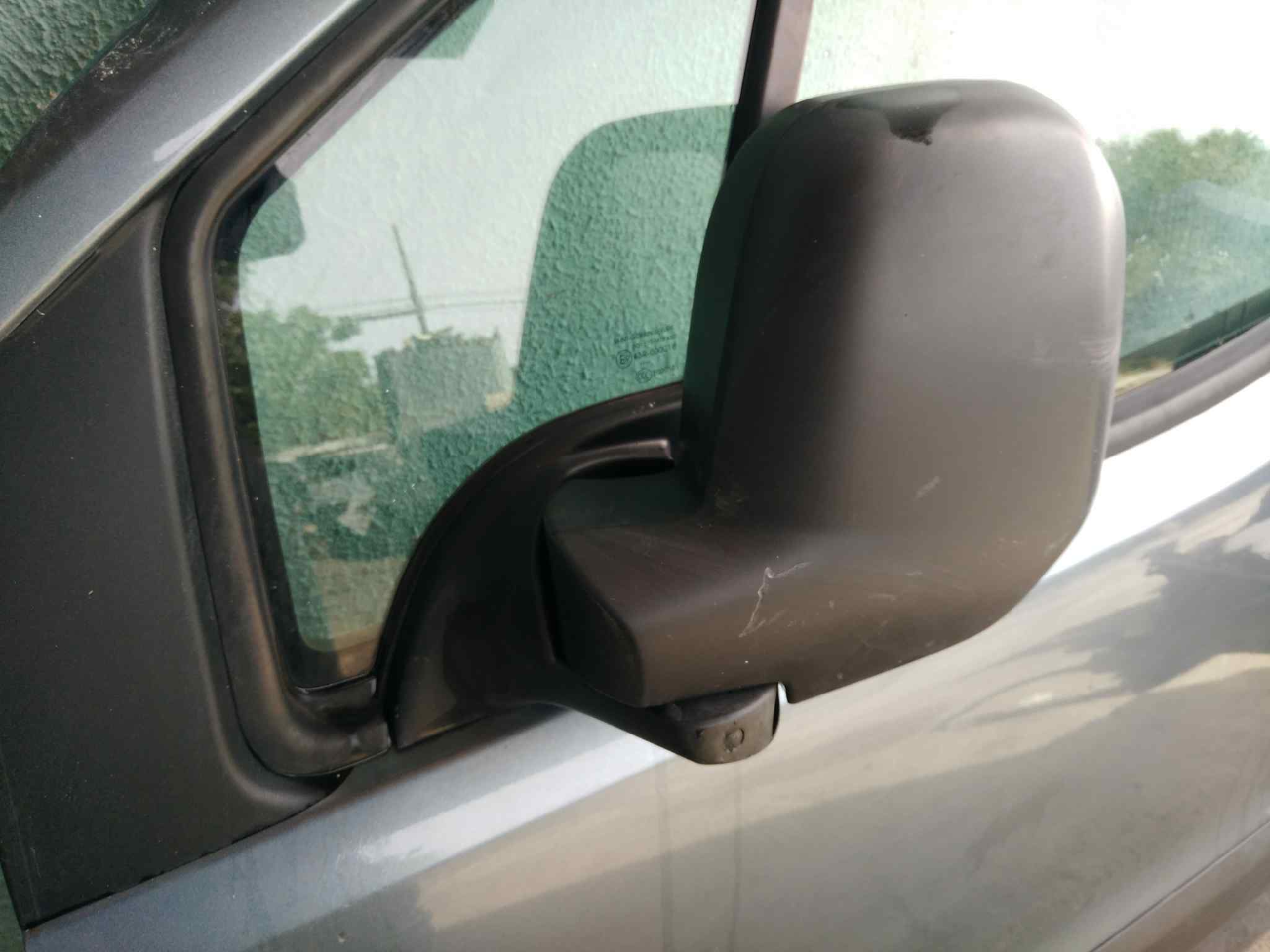 RETROVISOR IZQUIERDO