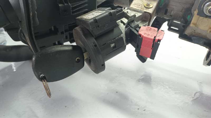 CONMUTADOR DE ARRANQUE