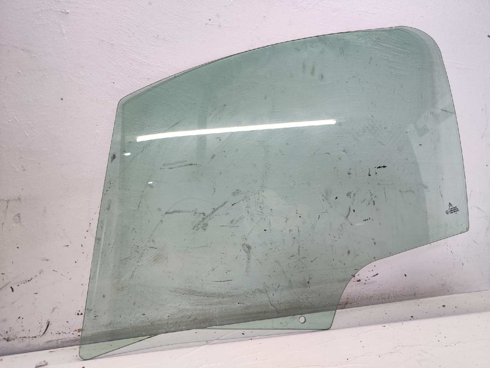 LUNA DELANTERA IZQUIERDA