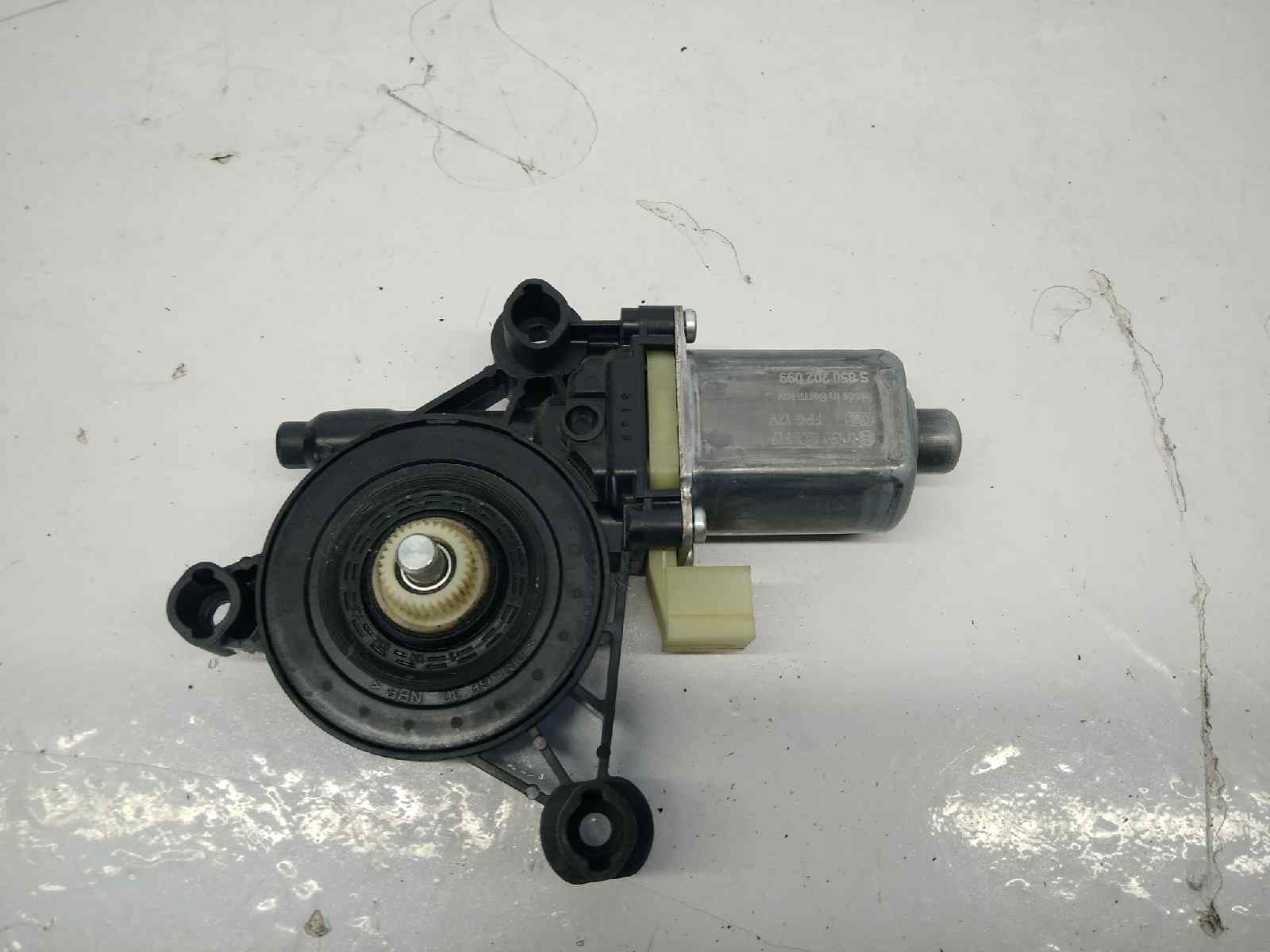MOTOR ELEVALUNAS DELANTERO IZQUIERDO SEAT LEON SC (5F5)