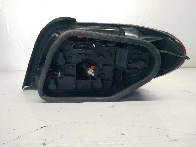 PILOTO TRASERO DERECHO