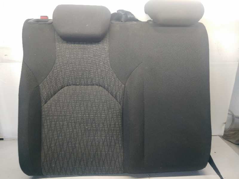 ASIENTO TRASERO MEDIO